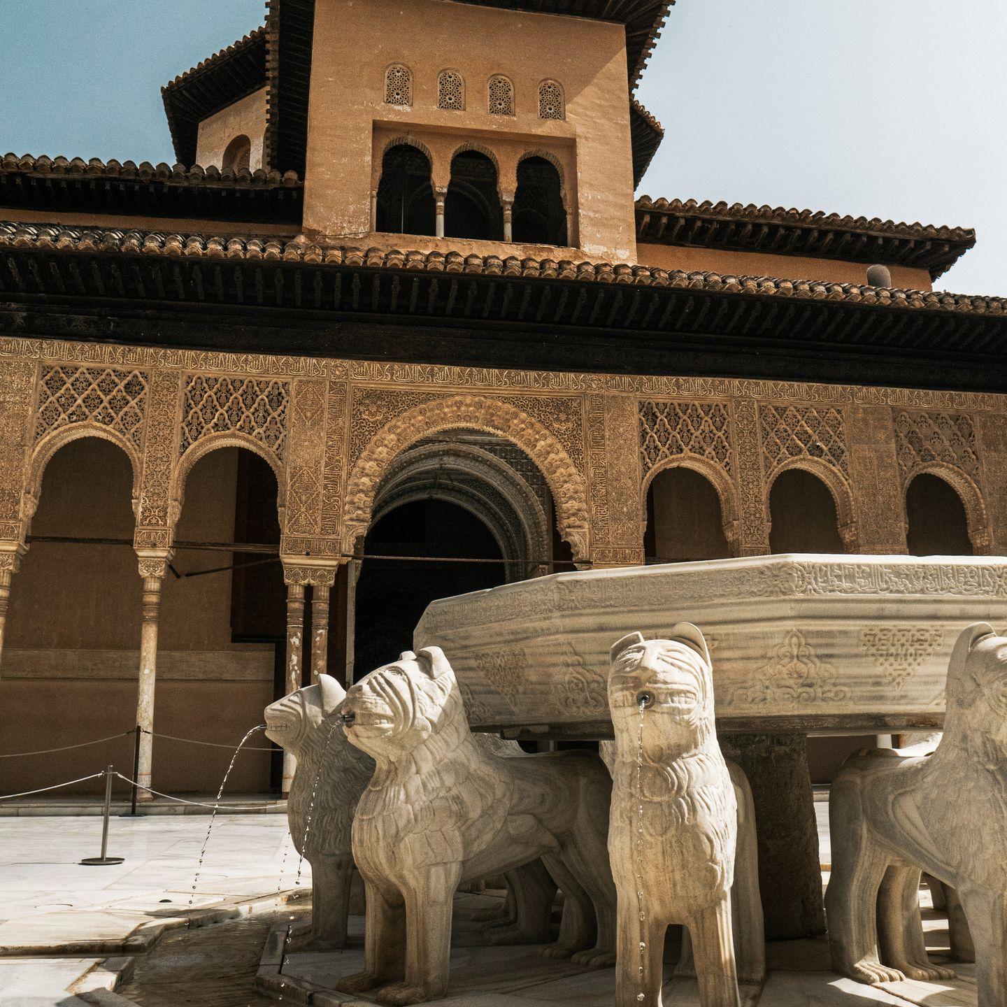 Patio los Leones Alhambra_Pieterdemalsche