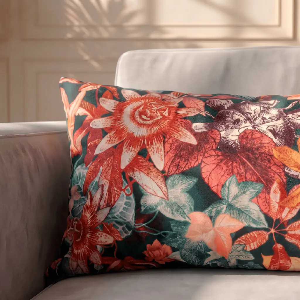 boucan - floral zoom.webp